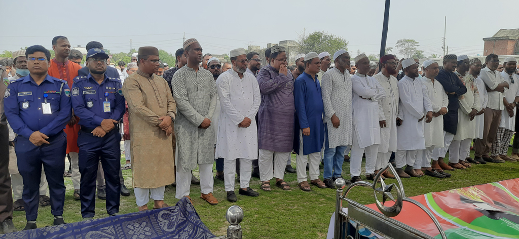 বাগেরহাট দুর্ঘটনা: নিহত ১৪ জনের দাফন সম্পন্ন