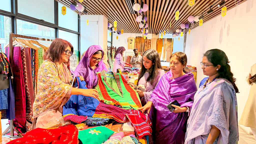 জয়িতা টাওয়ারে চলছে সাত দিনব্যাপী জয়িতা ঈদ মেলা