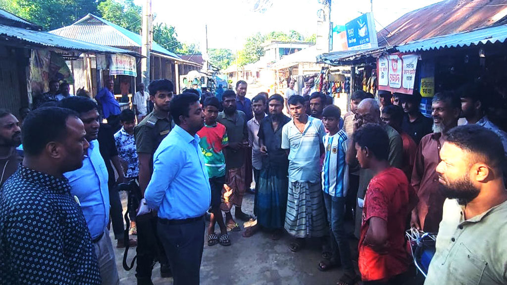 ভূরুঙ্গামারীতে সার বিক্রেতার জরিমানা