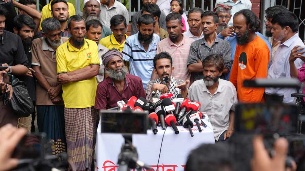 রিকশাশ্রমিকদের জন্য বিমা ও ভাতাসহ ৭ দাবি রিকশা-ভ্যান চালক শক্তির