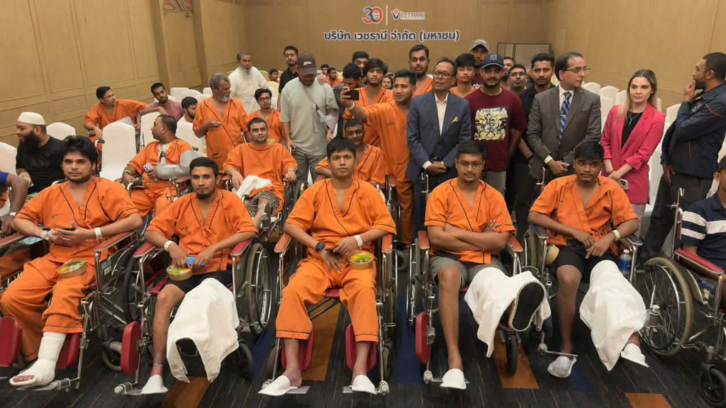 থাইল্যান্ডে চিকিৎসাধীন জুলাই যোদ্ধাদের খোঁজ নিলেন তথ্যপ্রযুক্তিমন্ত্রী