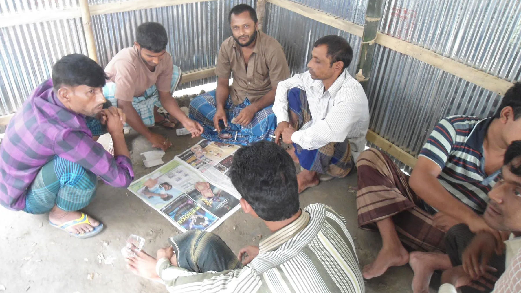 দেড় শতাধিক স্পটে বসে জুয়ার আসর