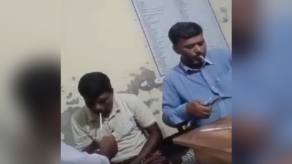 আক্কেলপুরে বিএনপি নেতার ‘মাদক সেবনের’ ভিডিও ভাইরাল