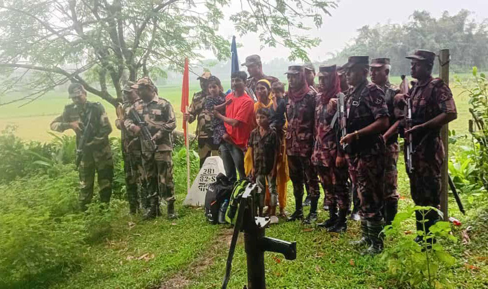ভারতে আটক একই পরিবারের ৫ জনকে ফেরত পাঠাল বিএসএফ