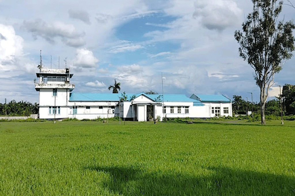 লালমনিরহাট বিমানবন্দর চালুর খবরে নড়েচড়ে বসেছে ভারত, ত্রিপুরায় পরিত্যক্ত বিমানবন্দর চালুর তোড়জোড়