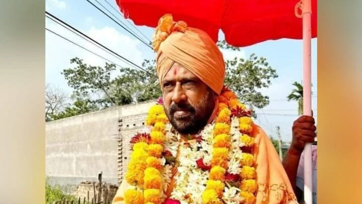 চাকরি দেওয়ার নামে আশ্রমে নিয়ে ধর্ষণ, ভারতে সন্ন্যাসীর বিরুদ্ধে মামলা