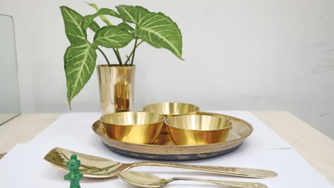 যত্নে থাকুক কাঁসা-পিতলের বাসন