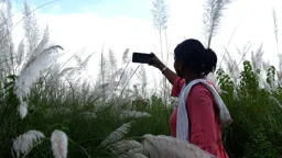 উন্নয়নশীল দেশগুলোর রূপান্তর ঘটাতে পারে ‘ছোট এআই’: বিশ্বব্যাংক