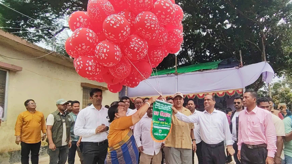 খাগড়াছড়ি জেলা পরিষদ পার্কে বিনোদনের নতুন রাইড ও কিডস জোন উদ্বোধন