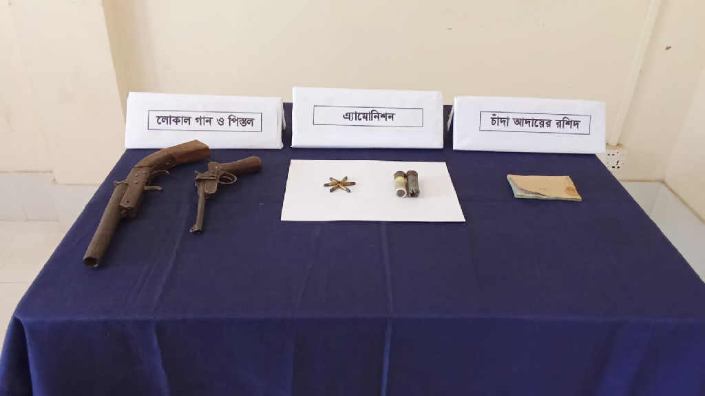 গুইমারার কুকিছড়া এলাকায় সেনাবাহিনীর অভিযান: দেশীয় অস্ত্র ও গোলাবারুদ উদ্ধার