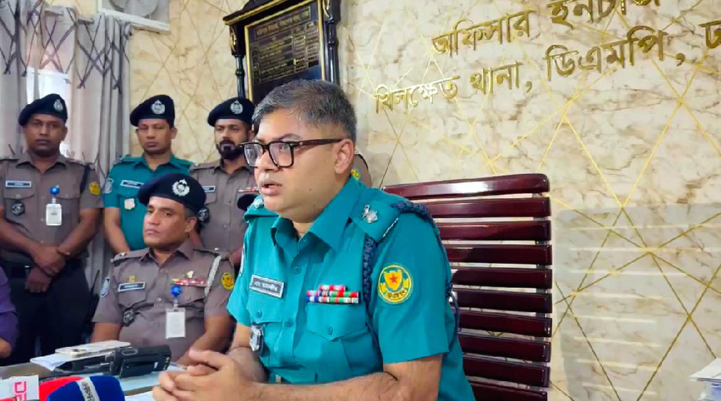 পৌঁছে দেওয়ার কথা বলে ব্যাংক কর্মকর্তাকে অপহরণ করে মুক্তিপণ আদায়, গ্রেপ্তার ২
