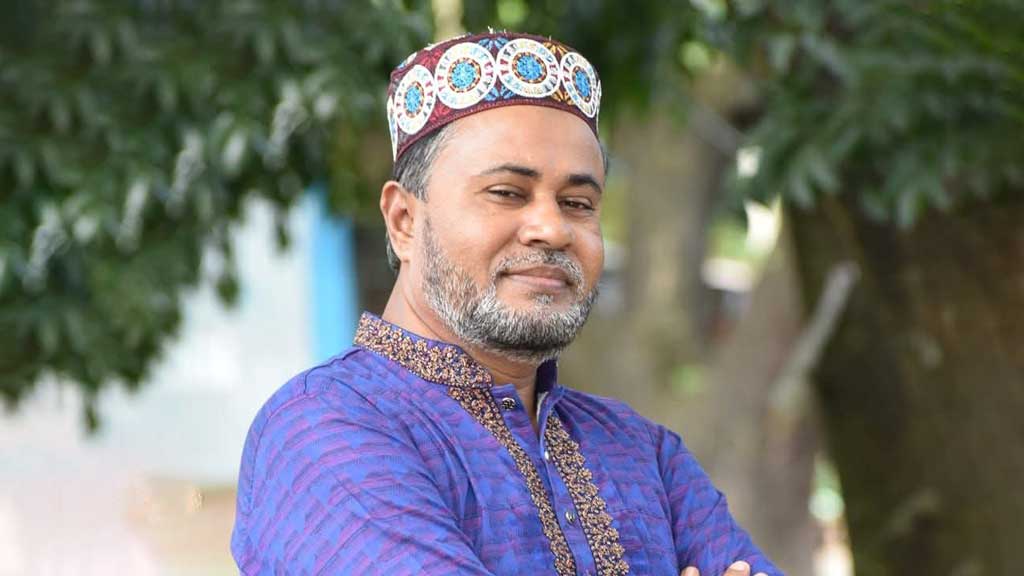 ভিজিএফের ৩০৪ বস্তা চাল জব্দ, গা ঢাকা দিলেন বিএনপি নেতা