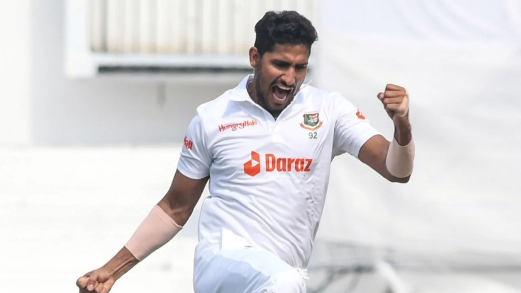 খালেদের তোপে এলোমেলো কিউইরা