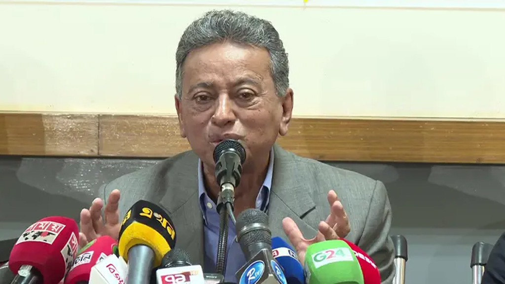 দেশ কোথায় যাচ্ছে কেউ জানে না: আমীর খসরু