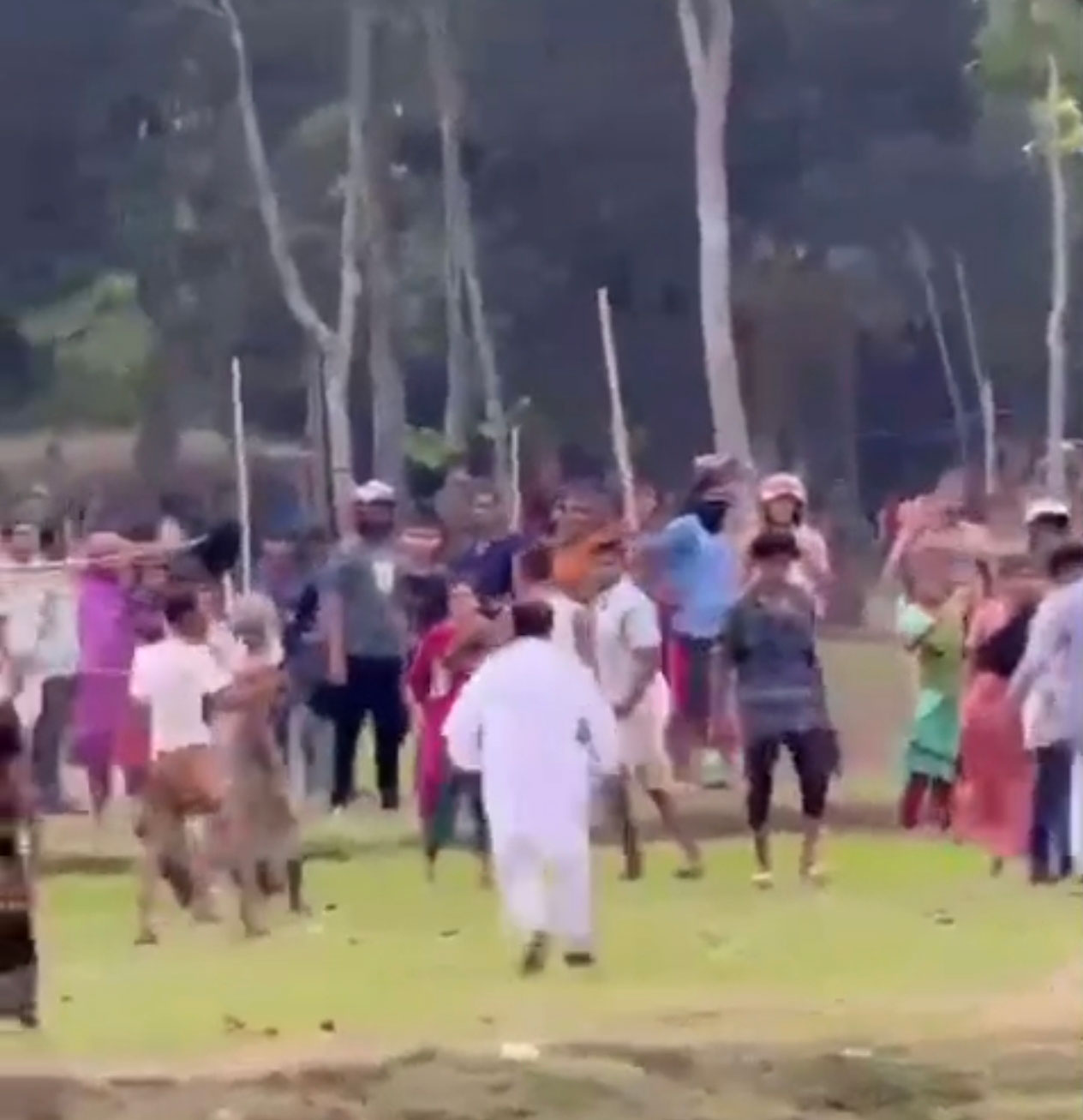 ফুটবল খেলা নিয়ে সংঘর্ষে ওসিসহ আহত ২৪, বাড়িঘর ভাঙচুর