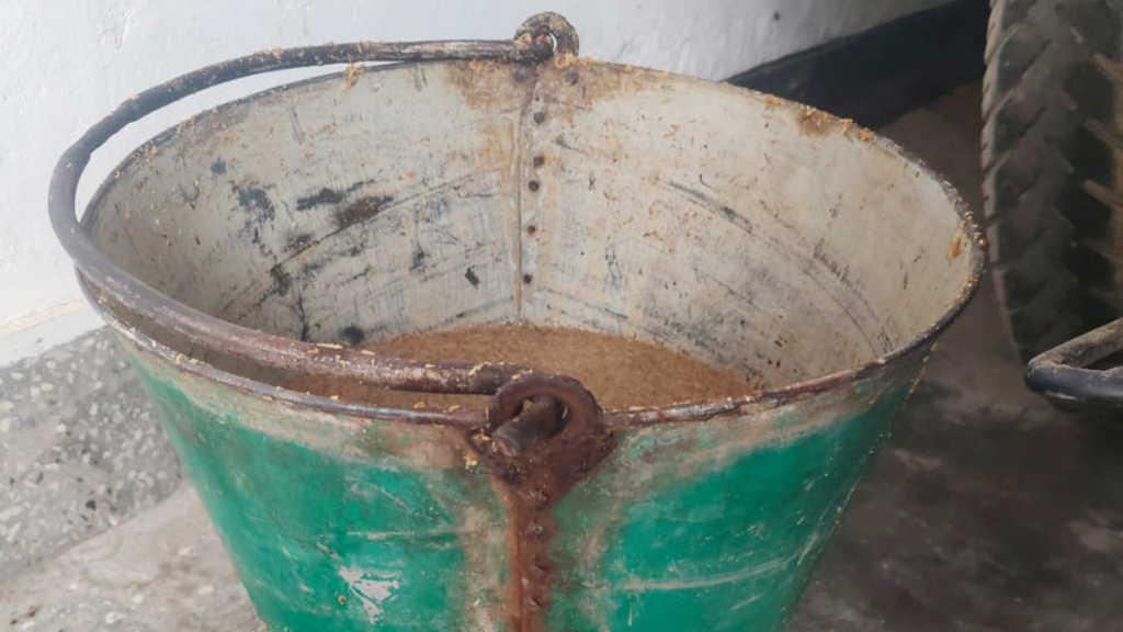 বিএনপির কার্যালয়ে ককটেল বিস্ফোরণ