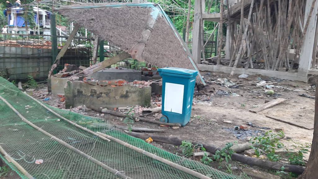 দখল ও উচ্ছেদ নিয়ে এসি ল্যান্ড-বন কর্মকর্তার বিতণ্ডা, মধ্যস্থতায় ডিসি