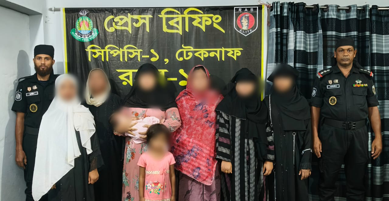 ক্যাম্পের বাইরে অবৈধভাবে থাকা ১৩ রোহিঙ্গা ও ২ আশ্রয়দাতা আটক