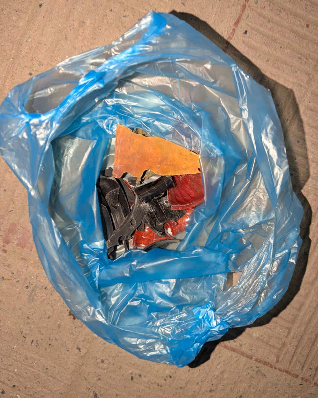 গোপালগঞ্জে ৪ ভোটকেন্দ্রে ককটেল বিস্ফোরণ