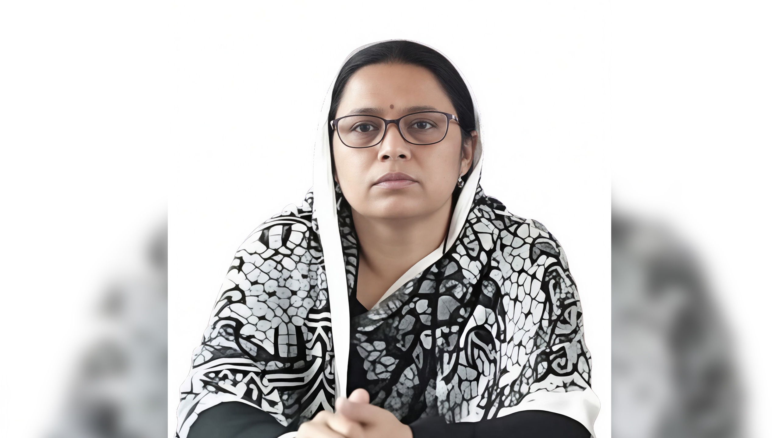 তথ্য গোপন করে ১৬ বছর ধরে প্রধান শিক্ষকের পদে বহাল তিনি