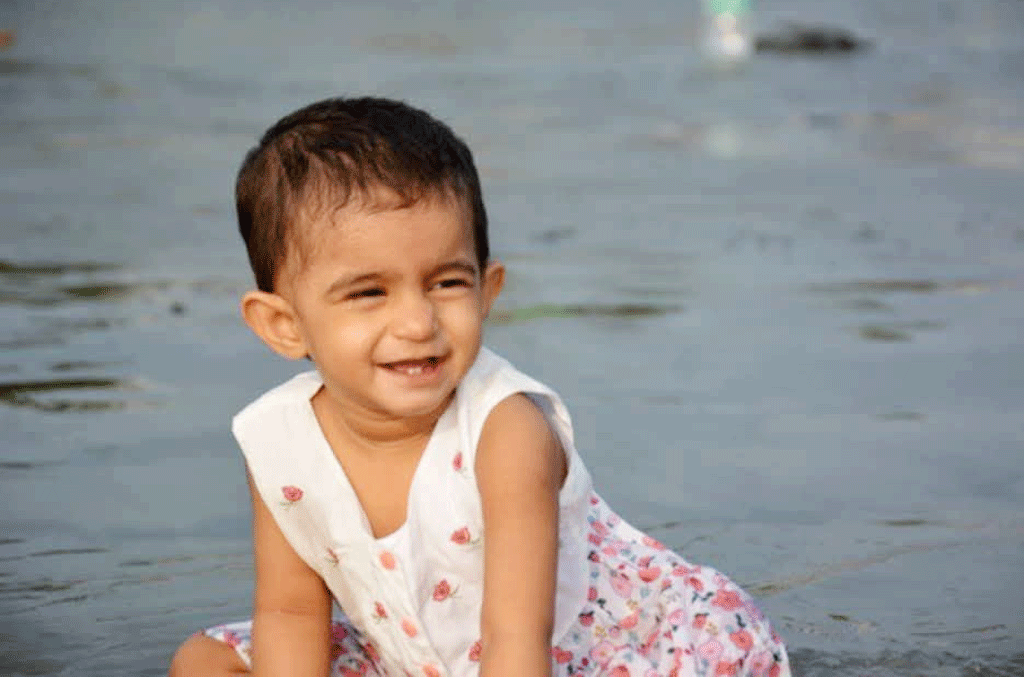 হোমনায় এসি ল্যান্ডের গাড়ির ধাক্কায় দুই বছরের শিশু নিহত