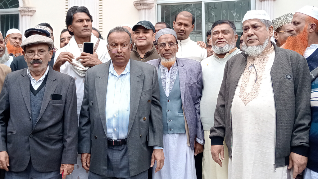 কুমিল্লায় ধানের শীষের বিপক্ষে লড়বেন খালেদা জিয়ার সাবেক এপিএস মতিন