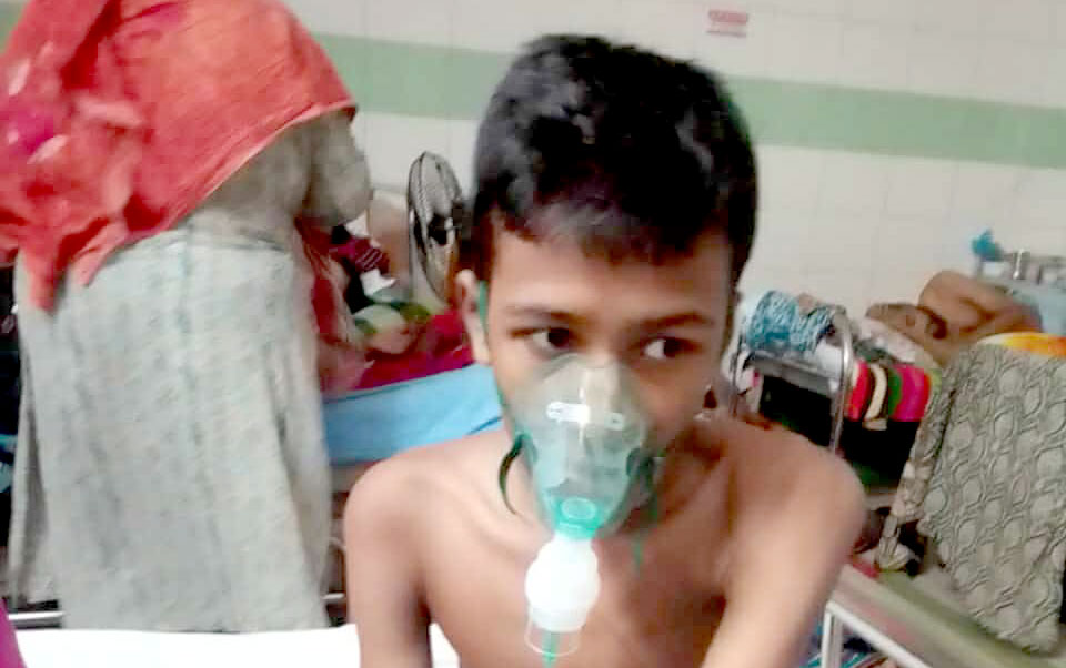 হার্টের ভাল্‌ভ নষ্ট, টাকার অভাবে বন্ধ শিক্ষার্থী মেহেদীর চিকিৎসা
