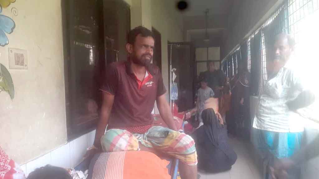 কুমারখালীতে বালুঘাট নিয়ে দ্বন্দ্বের জেরে হামলা, গুলিবিদ্ধসহ আহত ৩
