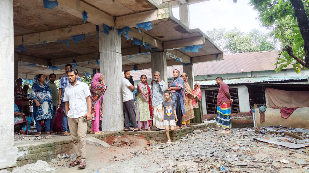 কালীগঞ্জে কামরুন হত্যা: ৯ দিনেও গ্রেপ্তার নেই, বিচারহীনতার শঙ্কায় পরিবার