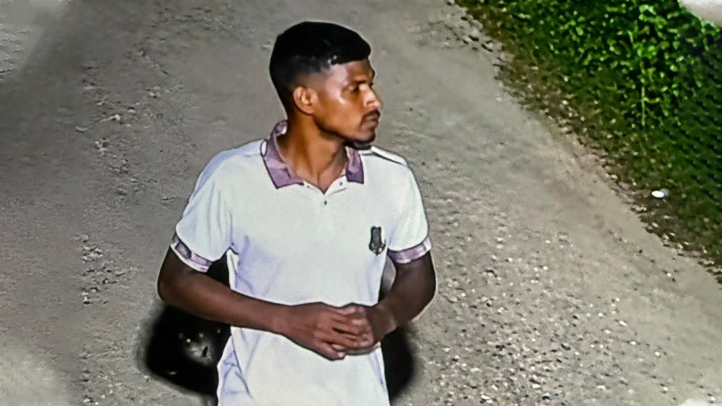 জাবিতে এক শিক্ষার্থীকে ধর্ষণচেষ্টার অভিযোগ, কে এই অভিযুক্ত