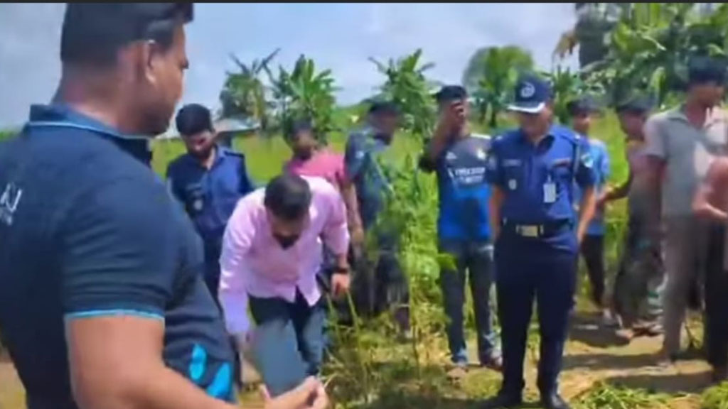 নড়াইলে অজ্ঞাতনামা কঙ্কাল, মাথার খুলি ও নারীর পোশাক উদ্ধার