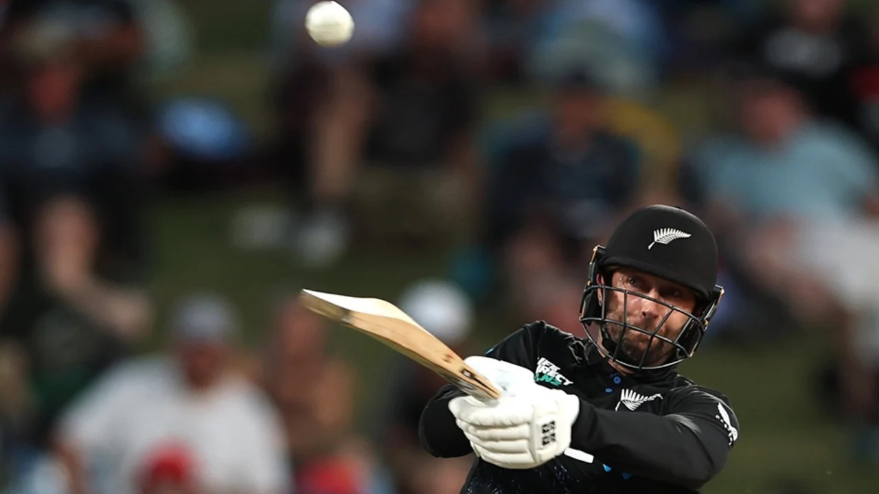 পাকিস্তানে বসে আইপিএলের জন্য মন কাঁদছে নিউজিল্যান্ডের এই ক্রিকেটারের