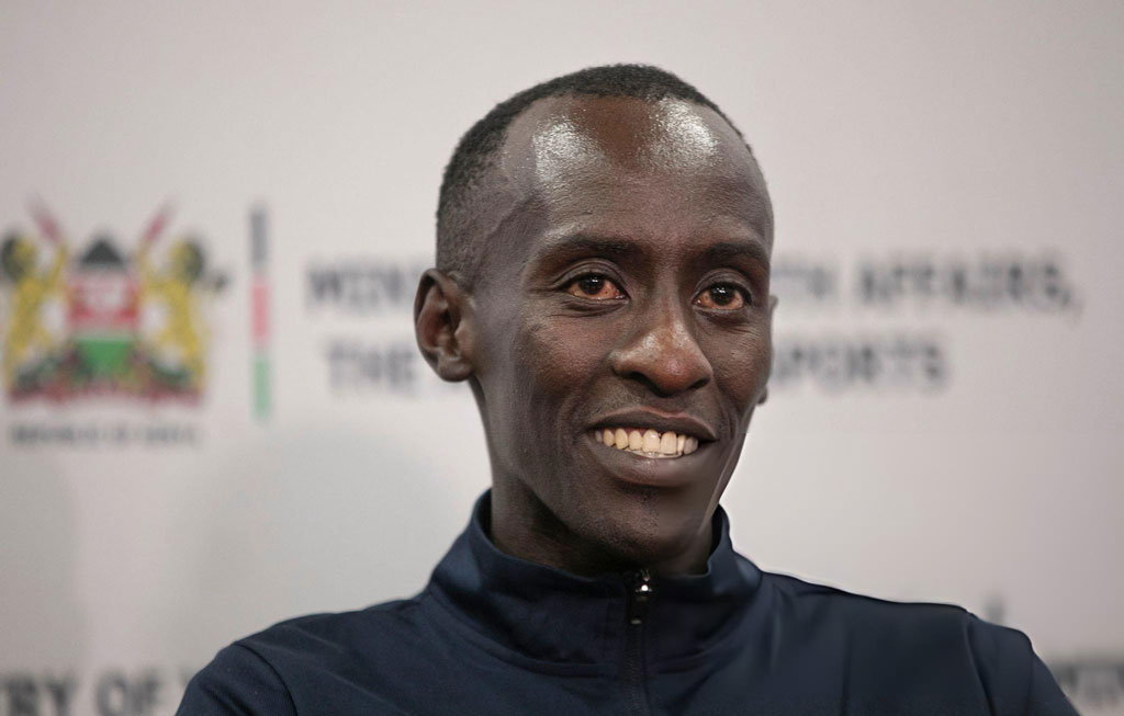 কেনিয়ান অ্যাথলেটের ম্যারাথন রেকর্ড তাহলে অজেয়ই থেকে যাবে