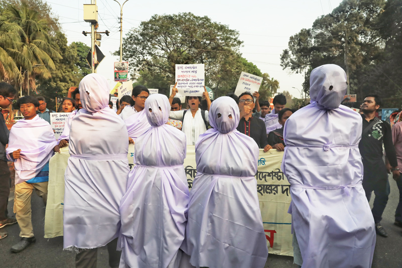 স্বরাষ্ট্র উপদেষ্টার পদত্যাগসহ তিন দাবিতে ছাত্র ফেডারেশনের ‘কাফন মিছিল’