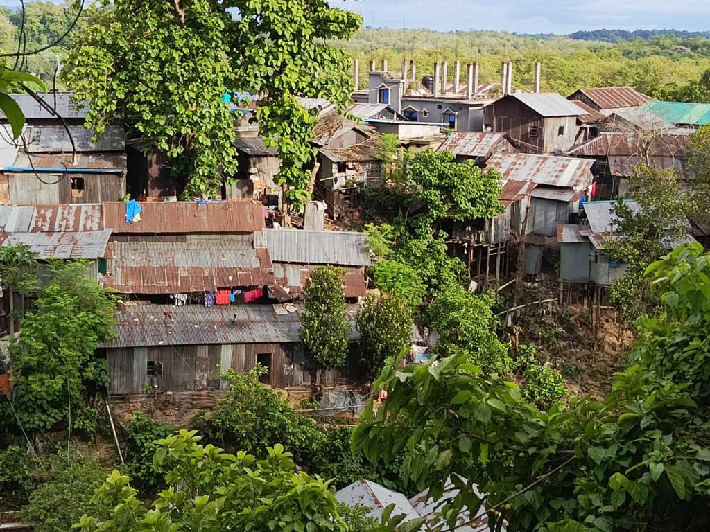 কাপ্তাইয়ে পাহাড় ধসের ঝুঁকিতে ৫০০ পরিবার