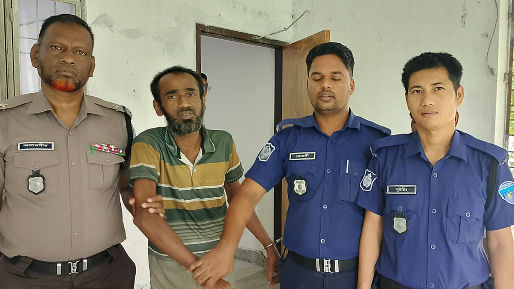 মাদকের টাকা না পেয়ে বাবাকে দা দিয়ে কুপিয়ে হত্যা, ছেলের যাবজ্জীবন
