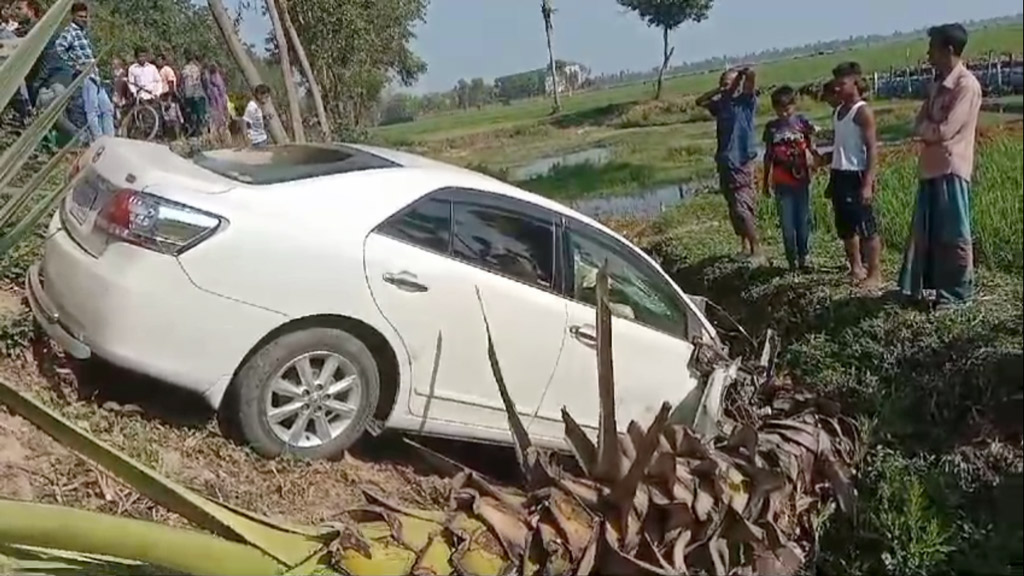 প্রাইভেট কারের সঙ্গে অটোভ্যানের সংঘর্ষে দুজন নিহত