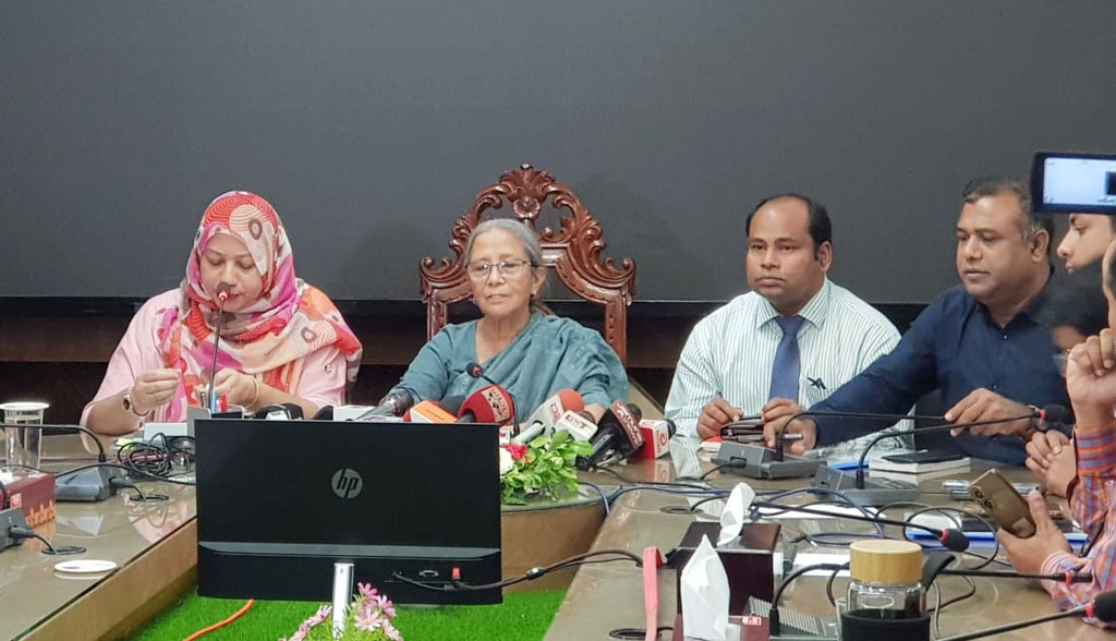 সাশ্রয়ী দামে ইলিশ বিক্রির ব্যবস্থা নেওয়া হবে: মৎস্য উপদেষ্টা