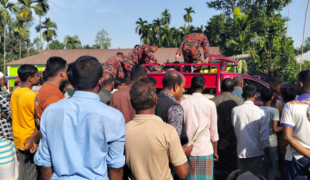 ফায়ার সার্ভিস স্টেশনের গাড়িচালকের মরদেহ উদ্ধার