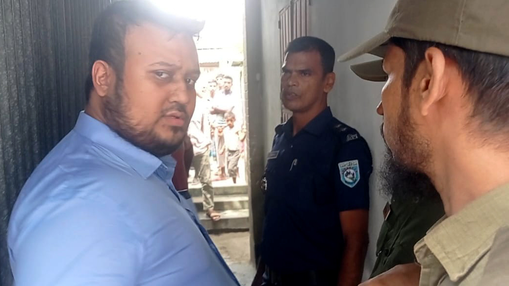 আচমকা সাংবাদিকের বাড়িতে মাদকবিরোধী অভিযান: তদন্তে কমিটি