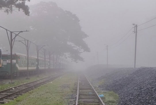 কার্তিকের কুয়াশায় কুড়িগ্রামে শীতের আগমনী বার্তা