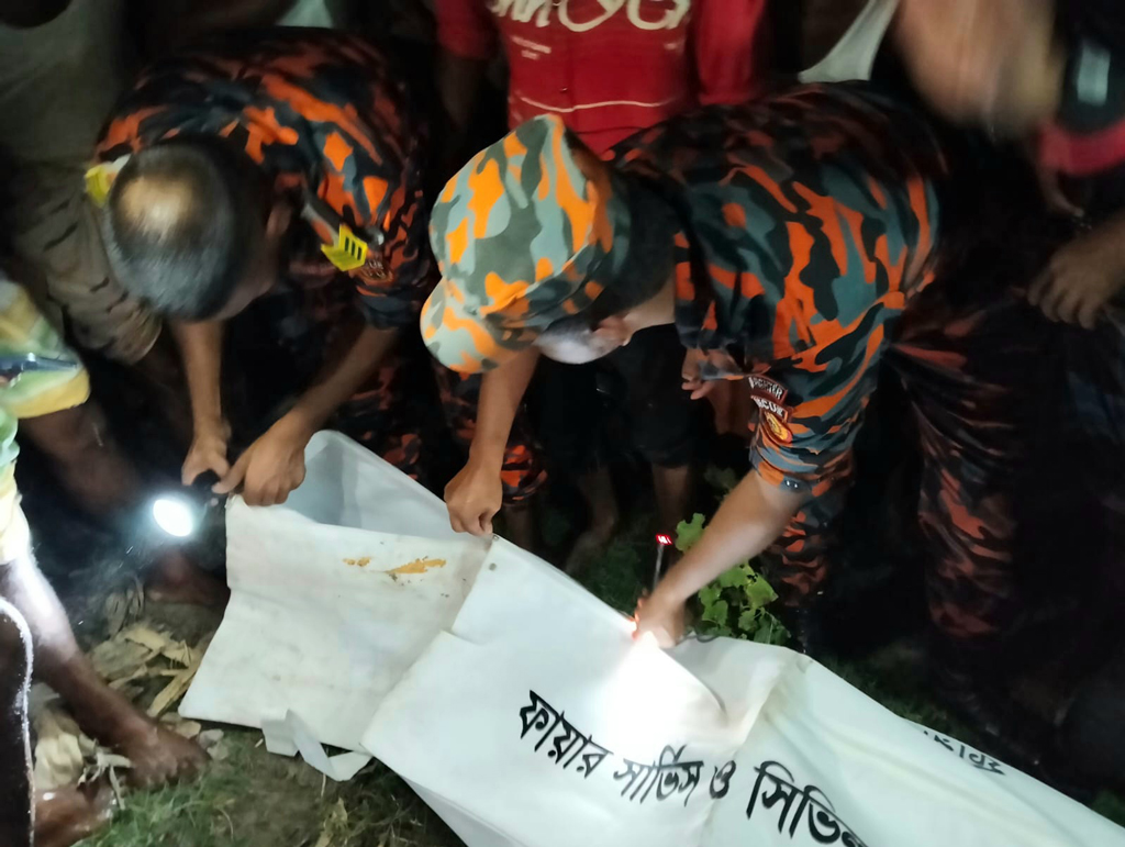 ফুলবাড়ীতে নানাবাড়িতে বেড়াতে এসে নদীতে ডুবে শিশুর মৃত্যু