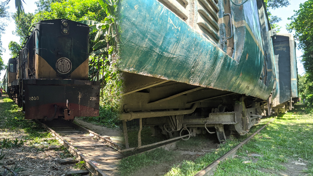 লাইনচ্যুত রমনা লোকাল ট্রেন উদ্ধারে আসা রিলিফ ট্রেনও লাইনচ্যুত