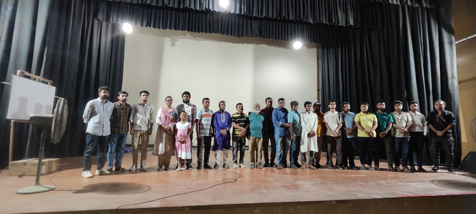 বগুড়ায় শেষ হলো প্রামাণ্য চলচ্চিত্র নির্মাণ কর্মশালা