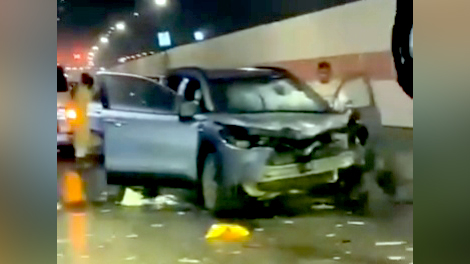 কর্ণফুলী টানেলে প্রাইভেট কারের ধাক্কা, দেয়ালের বোর্ড ক্ষতিগ্রস্ত