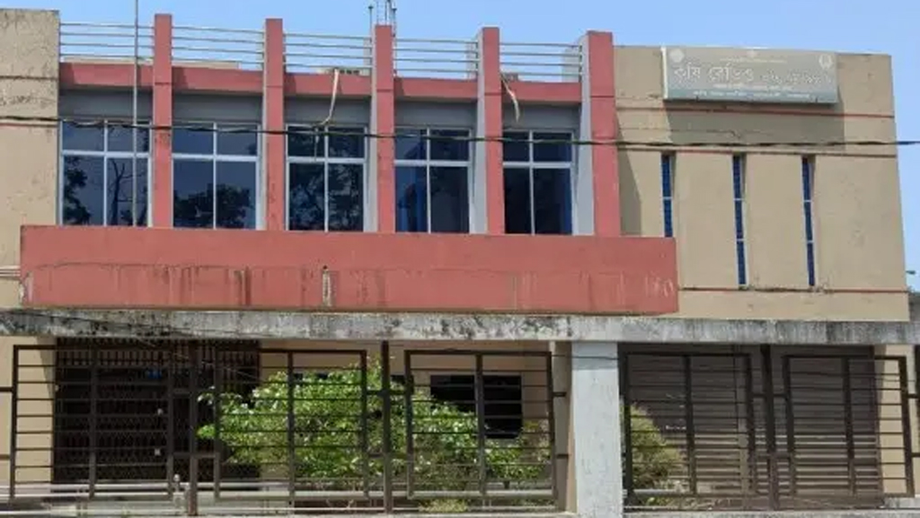 বরগুনার আমতলী: জ্বালানিসংকট দেখিয়ে বন্ধ কৃষি রেডিও