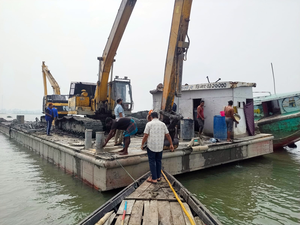 ভৈরবে তলিয়ে যাওয়া কৃষিজমির মাটি যাচ্ছিল ইটভাটায়, ২ লাখ টাকা অর্থদণ্ড