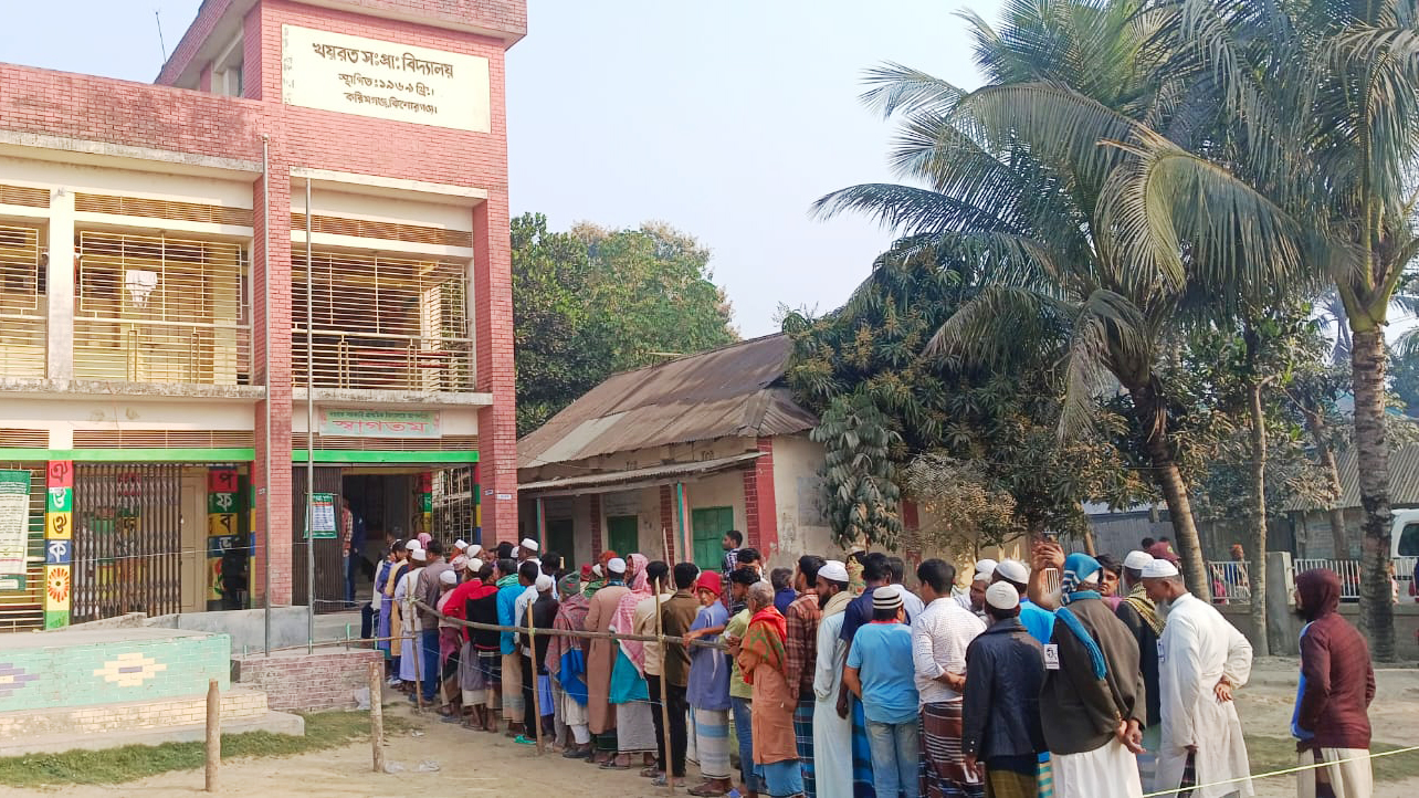 এজেন্ট সংখ্যা নিয়ে মতবিরোধ, ১৮ মিনিট দেরিতে ভোট গ্রহণ শুরু