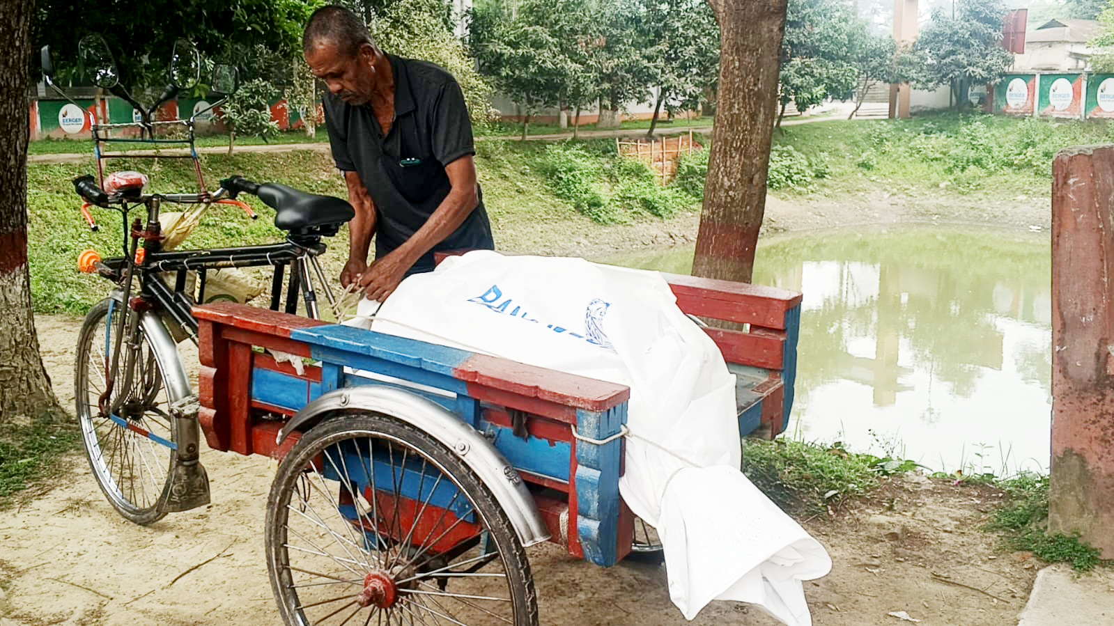প্রেমের জন্য ঘরছাড়া, বাড়ি ফিরে কিশোরীর রহস্যজনক মৃত্যু