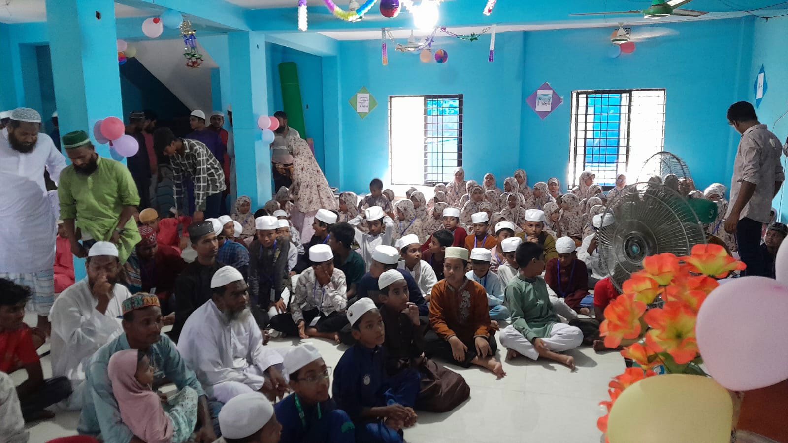 মসজিদভিত্তিক মক্তব বদলে দিচ্ছে গ্রামের চিত্র